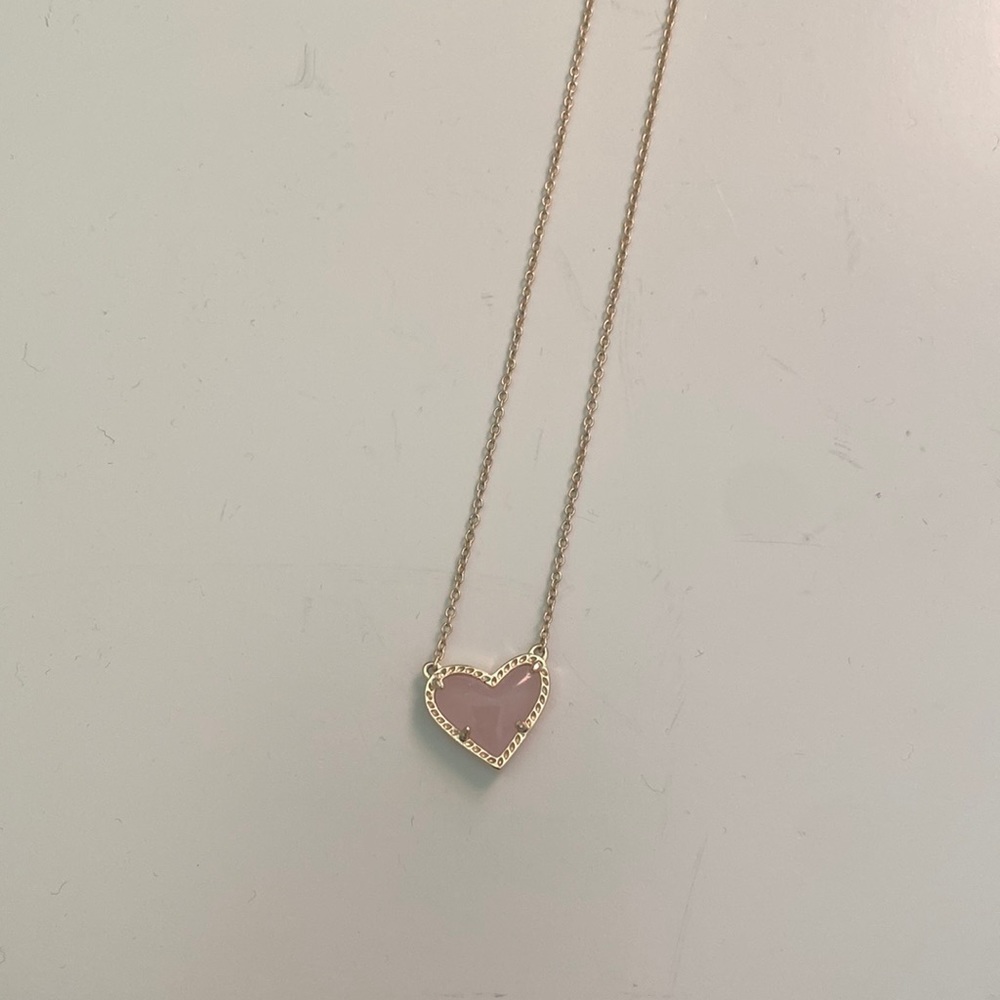 Kendra Scott heart necklace